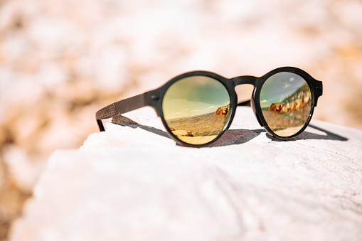 Factors to Think About When Buying Sunglasses